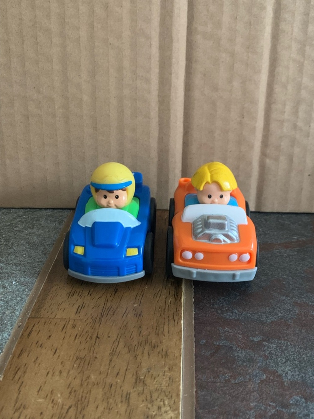 Fisher Price Little People Wheelies Toy Car Figures